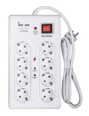 8-as földelt + 2 USB port elosztó főkapcsolóval, túlfeszültség és túlterhelés elleni védelemmel